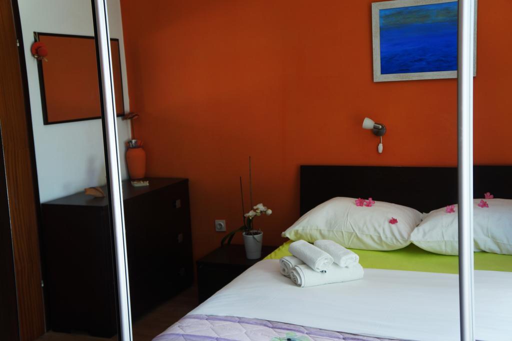 Guest House Tina Rab Town Exterior photo